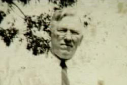 A headshot of Lon “Con” Batchelor. 