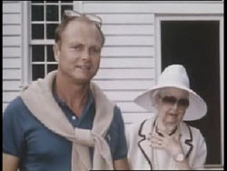 Tondevold next to Ellen McClung Berry whos in a hat and sunglasses